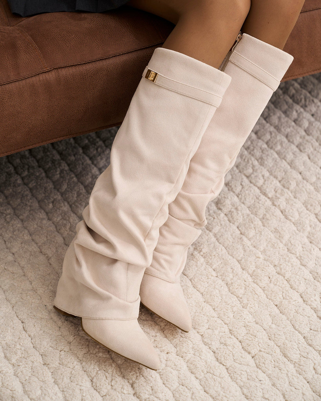 Avery | Soft Suede with Relaxed Drama