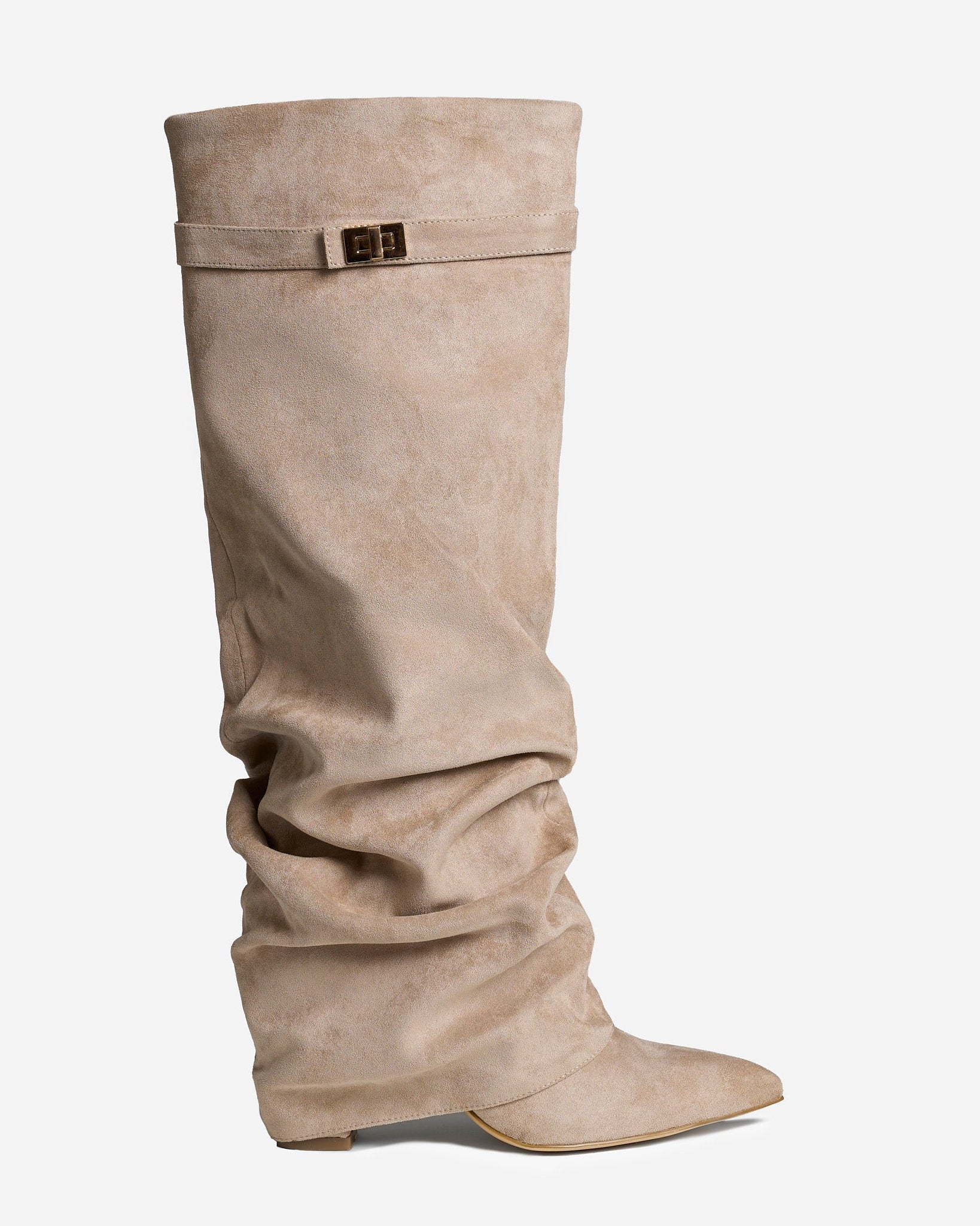 Avery | Soft Suede with Relaxed Drama