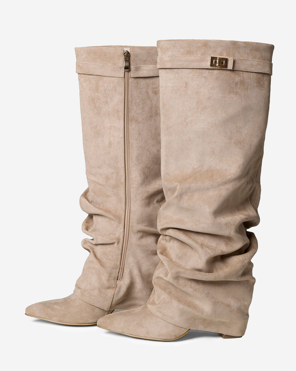Avery | Soft Suede with Relaxed Drama