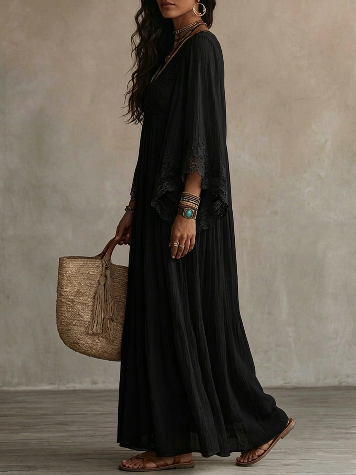 Savannah | Flowing Black Lace Maxi Dress