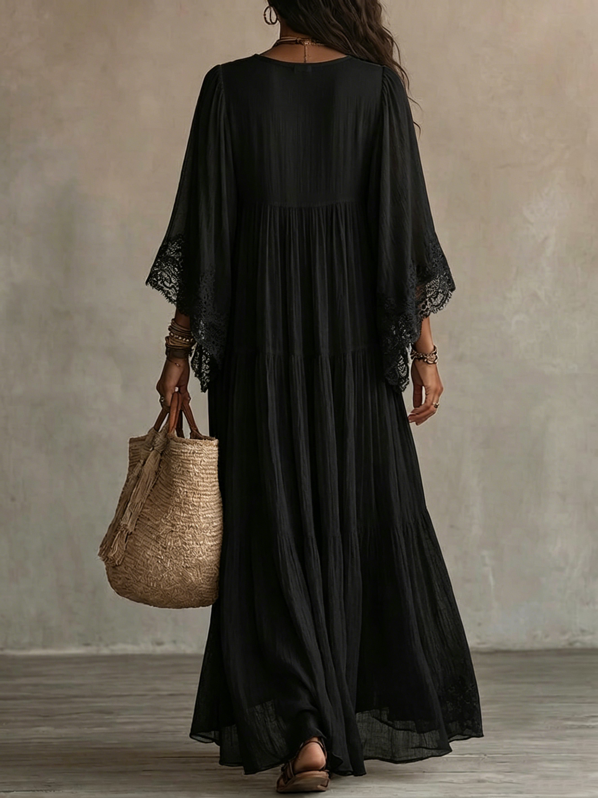 Savannah | Flowing Black Lace Maxi Dress